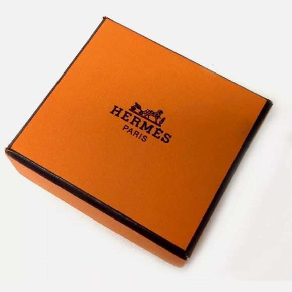 AUTHENTIC HERMES SILVER TONE SCARF RING /92017 - Picture 5 of 7